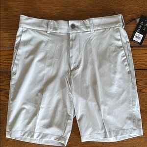 Walter Hagen Light Gray Flat Front Shorts